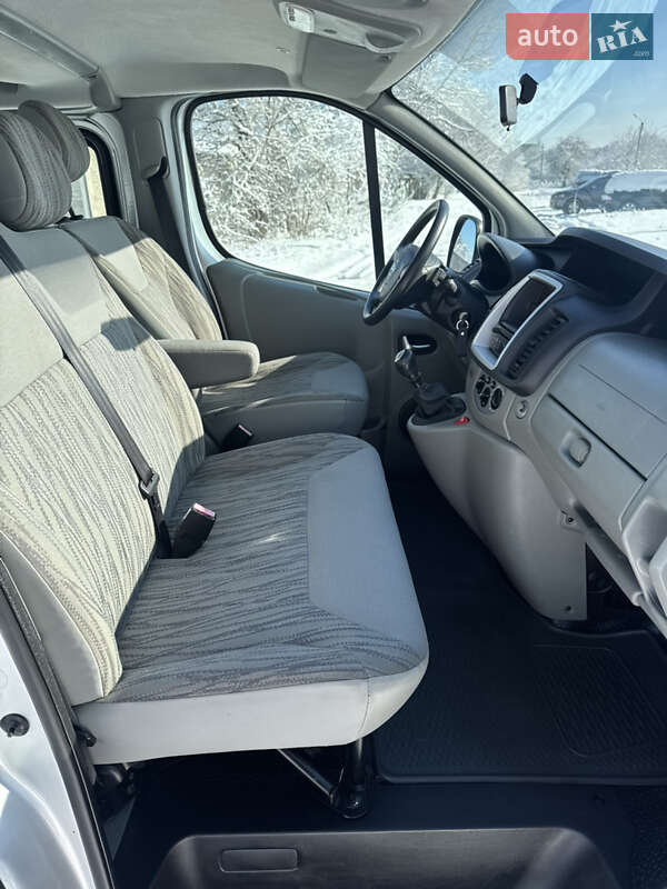 Минивэн Nissan Primastar 2013 в Полтаве фото 34 Минивэн Nissan Primastar 2013 в Полтаве