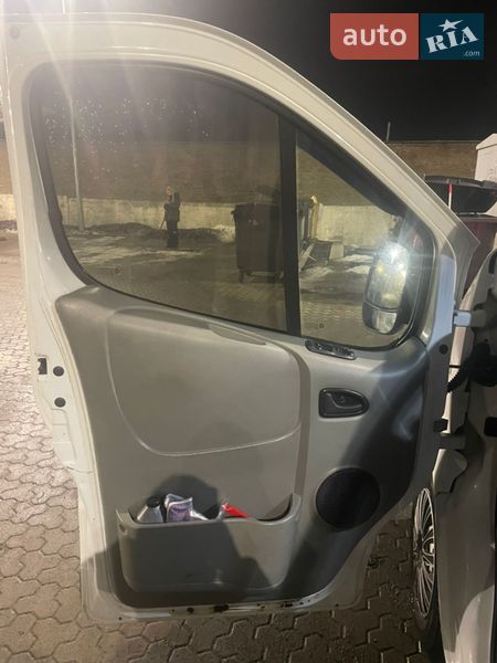 Грузопассажирский фургон Nissan Primastar 2012 в Киеве