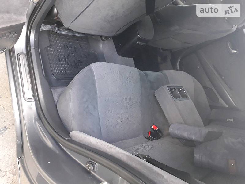 Седан Nissan Primera 2003 в Нововолинську