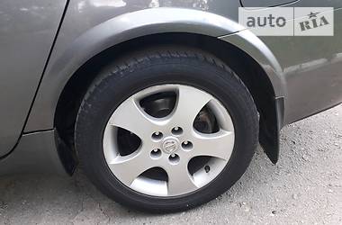 Седан Nissan Primera 2003 в 