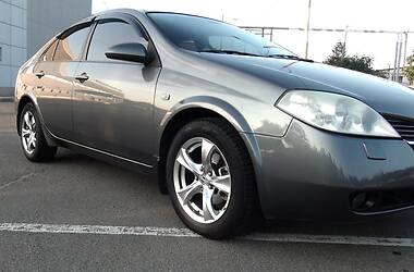 Седан Nissan Primera 2003 в Мариуполе