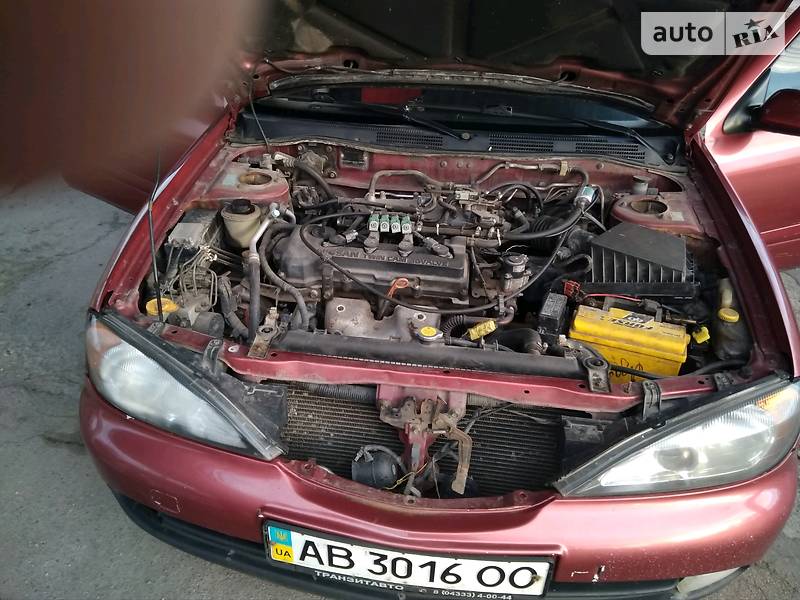 Хетчбек Nissan Primera 2000 в Києві