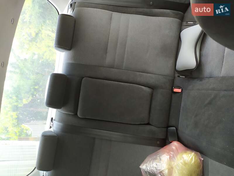 Седан Nissan Primera 2002 в Днепре