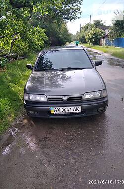 Седан Nissan Primera 1995 в Краснограді