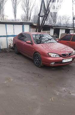 Хэтчбек Nissan Primera 2000 в Запорожье