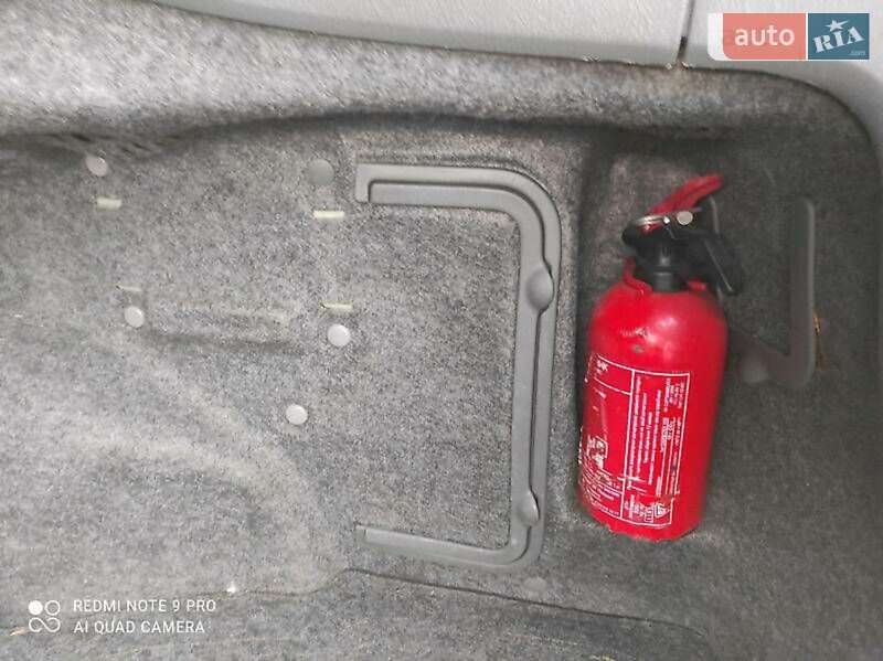 Лифтбек Nissan Primera 1996 в Бережанах