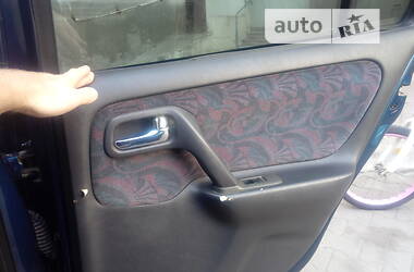 Универсал Nissan Primera 1998 в Южном