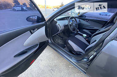 Седан Nissan Primera 2002 в 