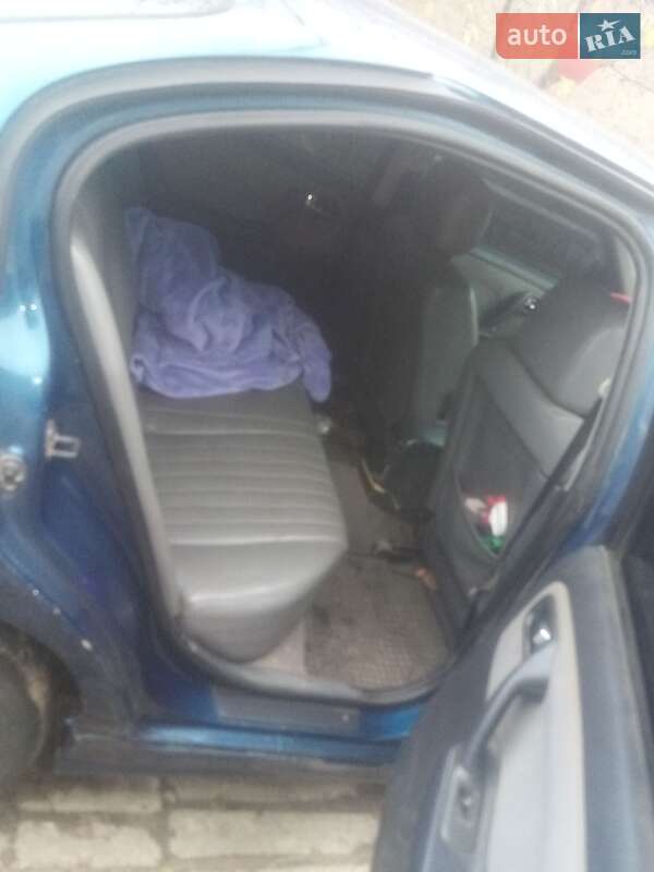 Седан Nissan Primera 1998 в Білгороді-Дністровському