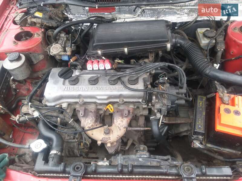 Седан Nissan Primera 1994 в Шепетівці