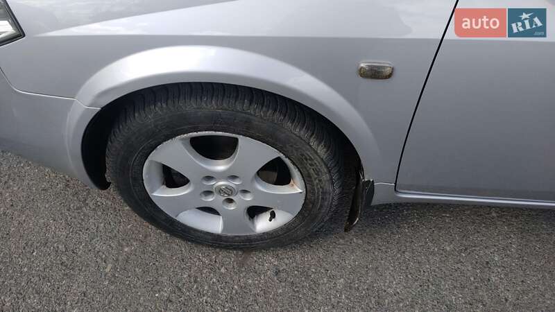 Седан Nissan Primera 2002 в Івано-Франківську