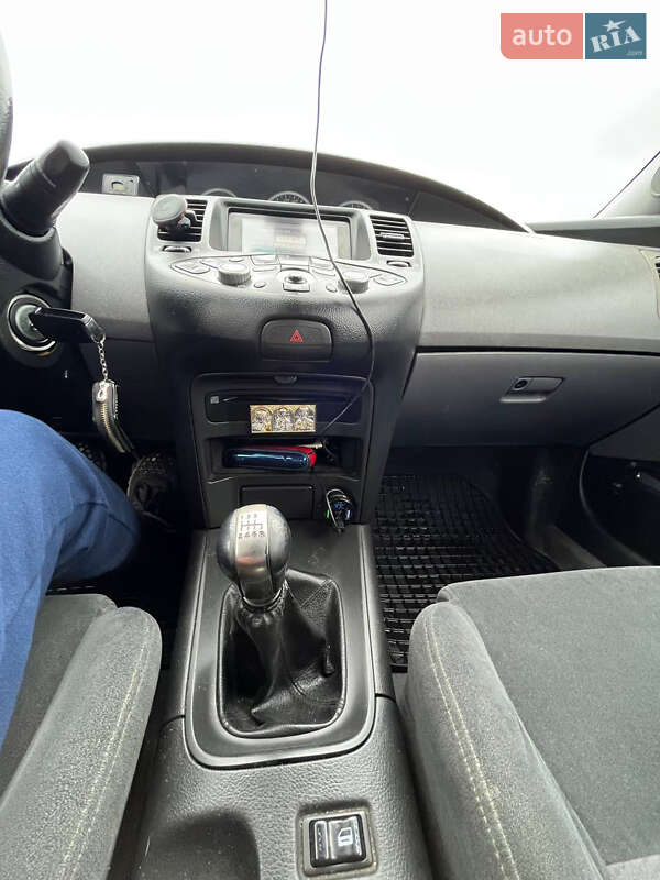 Ліфтбек Nissan Primera 2002 в Дрогобичі