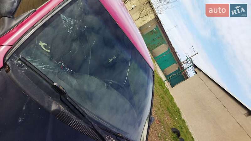Хетчбек Nissan Primera 1991 в Білгороді-Дністровському