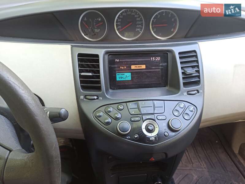 Седан Nissan Primera 2004 в Одессе