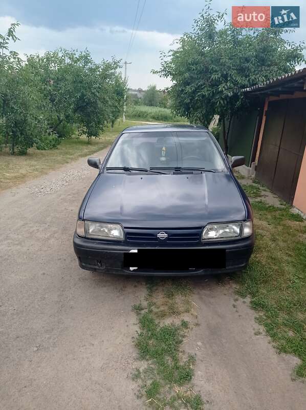 Nissan Primera 1990