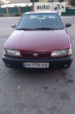 Седан Nissan Primera 1995 в Рокитному