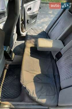 Седан Nissan Primera 1995 в 