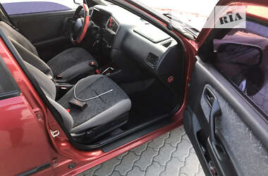 Седан Nissan Primera 1998 в 
