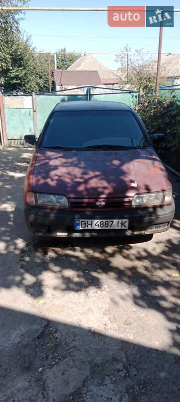 Хетчбек Nissan Primera 1991 в Олександрії