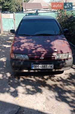 Хэтчбек Nissan Primera 1991 в Александрие