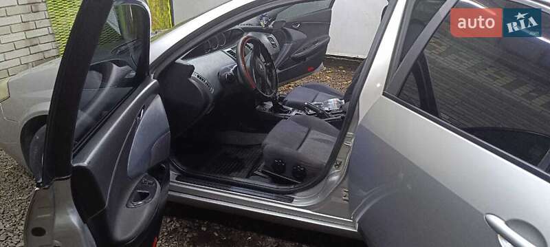 Седан Nissan Primera 2003 в Краматорске