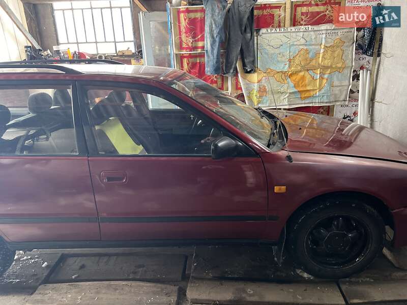 Универсал Nissan Primera 1992 в Зборове