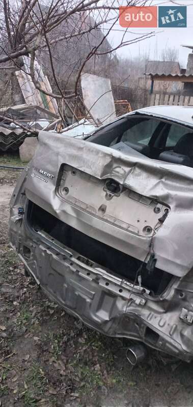 Седан Nissan Primera 2005 в Запоріжжі