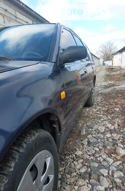 Універсал Nissan Primera 1992 в Одесі