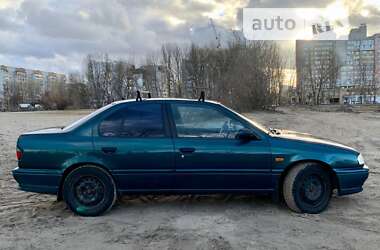 Седан Nissan Primera 1996 в Черкассах