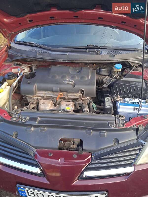 Лифтбек Nissan Primera 2003 в Залещиках