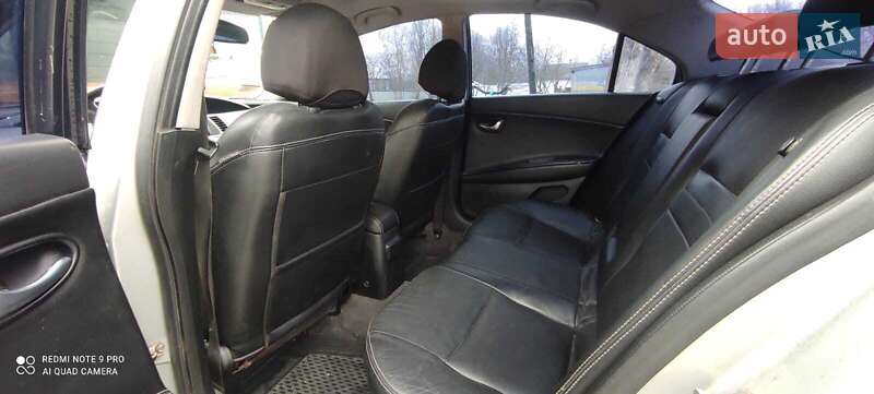 Седан Nissan Primera 2005 в Чернигове фото 12 Седан Nissan Primera 2005 в Чернигове