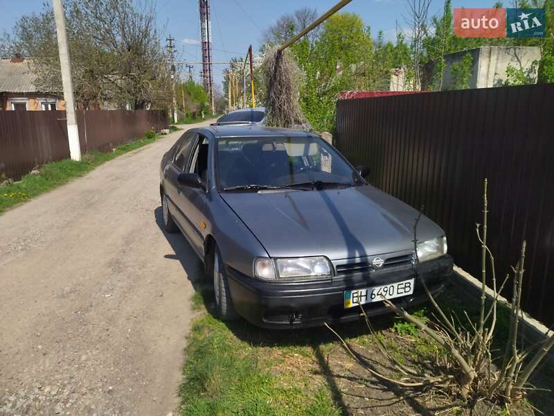 Хэтчбек Nissan Primera 1990 в Любашевке