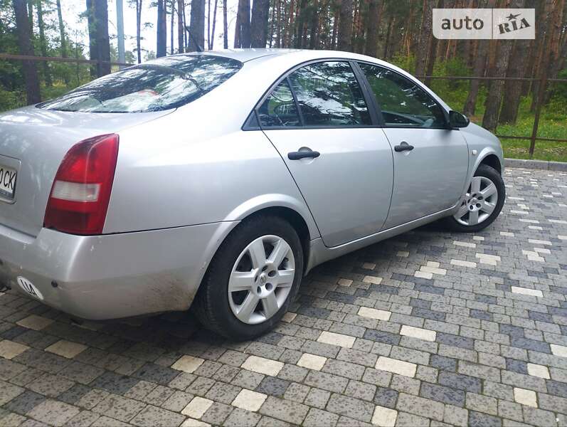 Седан Nissan Primera 2003 в Славуте