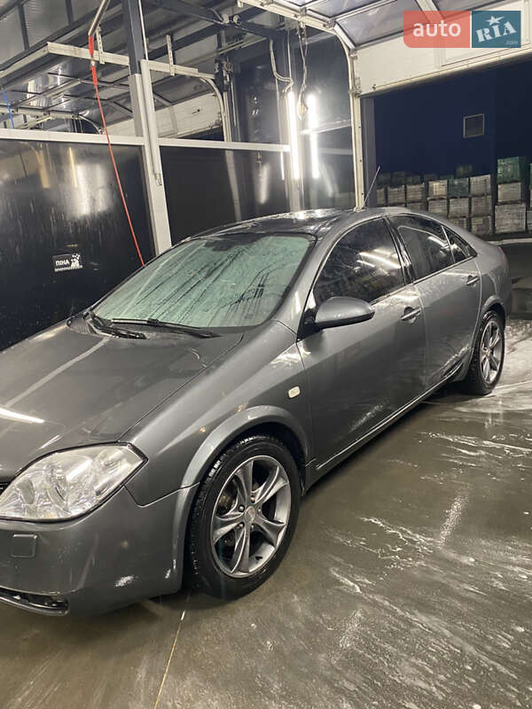 Седан Nissan Primera 2003 в Днепре