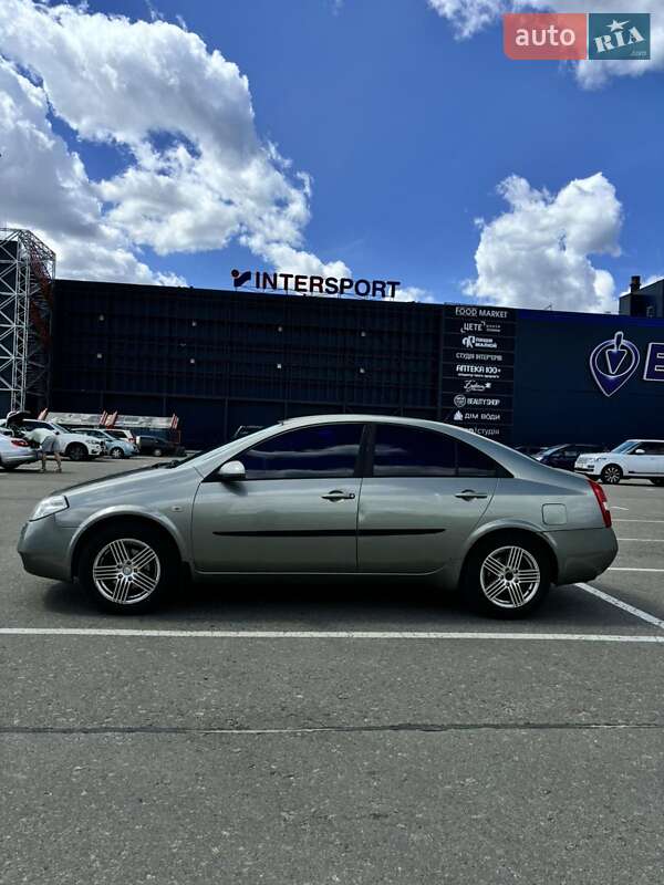 Седан Nissan Primera 2006 в Киеве