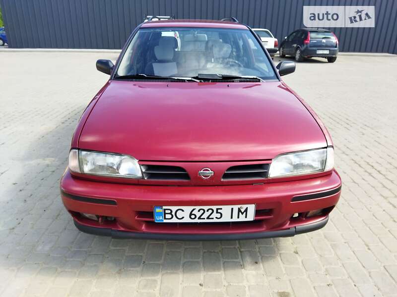 Универсал Nissan Primera 1996 в Бориславе