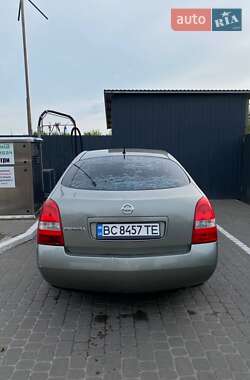 Седан Nissan Primera 2006 в Жовкві