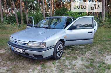 Седан Nissan Primera 1990 в Житомирі