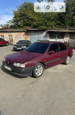 Седан Nissan Primera 1993 в Одесі