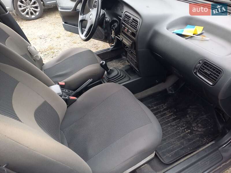 Універсал Nissan Primera 1991 в Новому Розділі