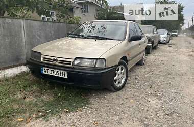 Седан Nissan Primera 1992 в Києві