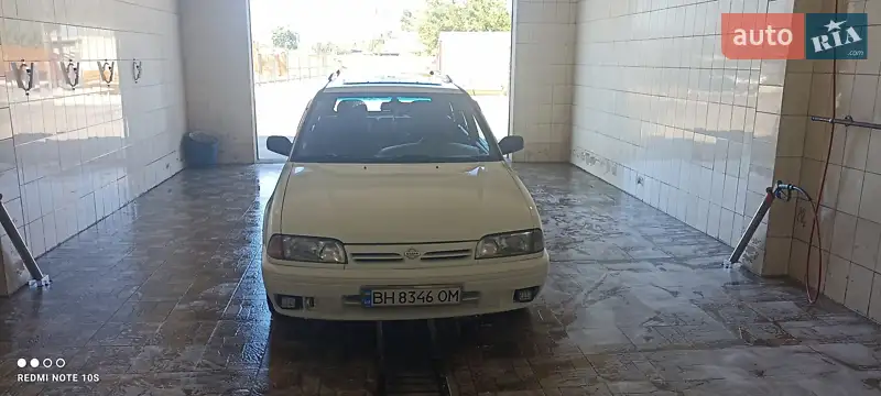 Nissan Primera 1990