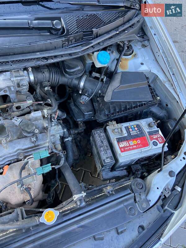 Седан Nissan Primera 2002 в Кицмани