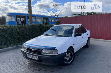 Седан Nissan Primera 1993 в Одесі