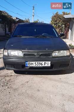 Хэтчбек Nissan Primera 1992 в Южном