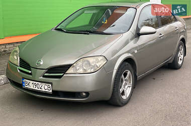 Седан Nissan Primera 2004 в Ровно