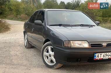 Седан Nissan Primera 1994 в Ивано-Франковске