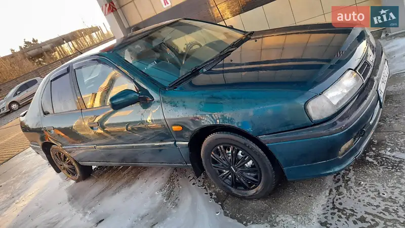 Nissan Primera 1996