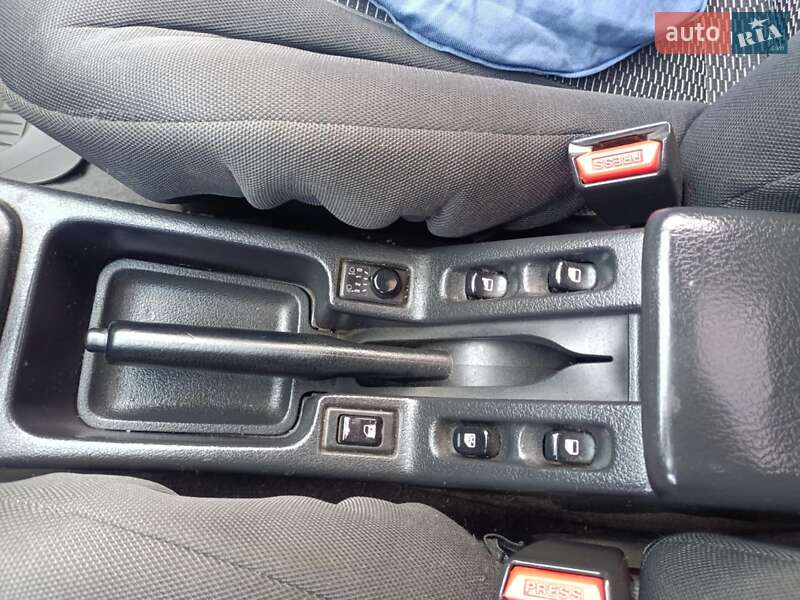 Універсал Nissan Primera 1993 в Самборі