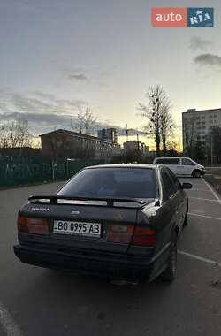 Седан Nissan Primera 1994 в Ивано-Франковске